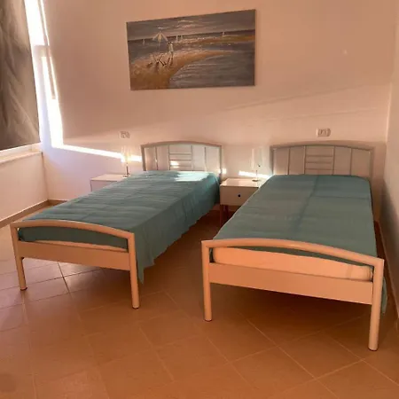 Apartament Andrea Апартаменты Дуррес